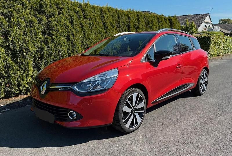 Rot Gebraucht 2015 Renault Clio IV Intens Kleinwagen | 8.700 € (Fairer Preis) - Bild 1/4