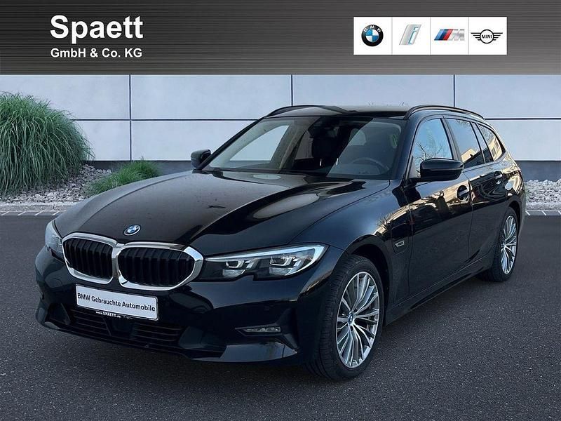Gebraucht BMW 320e Advantage 204 PS (150 kW) 2022 Schwarz ii Kombi