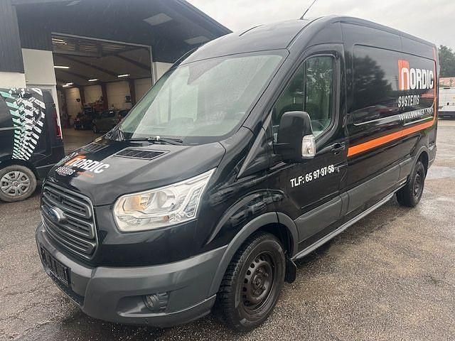 Schwarz Gebraucht 2018 Ford Transit Trend Van / Kleinbus | 9.375 € (Guter Preis) - Bild 1/4