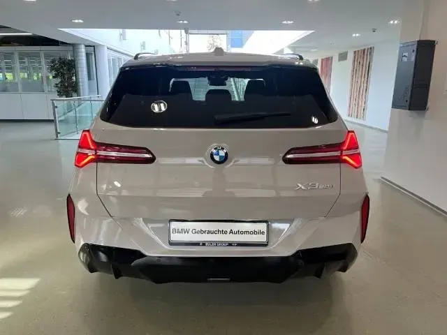 Gebraucht BMW X3 Performance 197 PS (144 kW) 2025 Dune grey metallic SUV