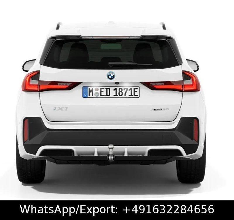 Neu BMW iX1 Performance 230 kW (313 PS) 2025 Alpinweiß uni SUV