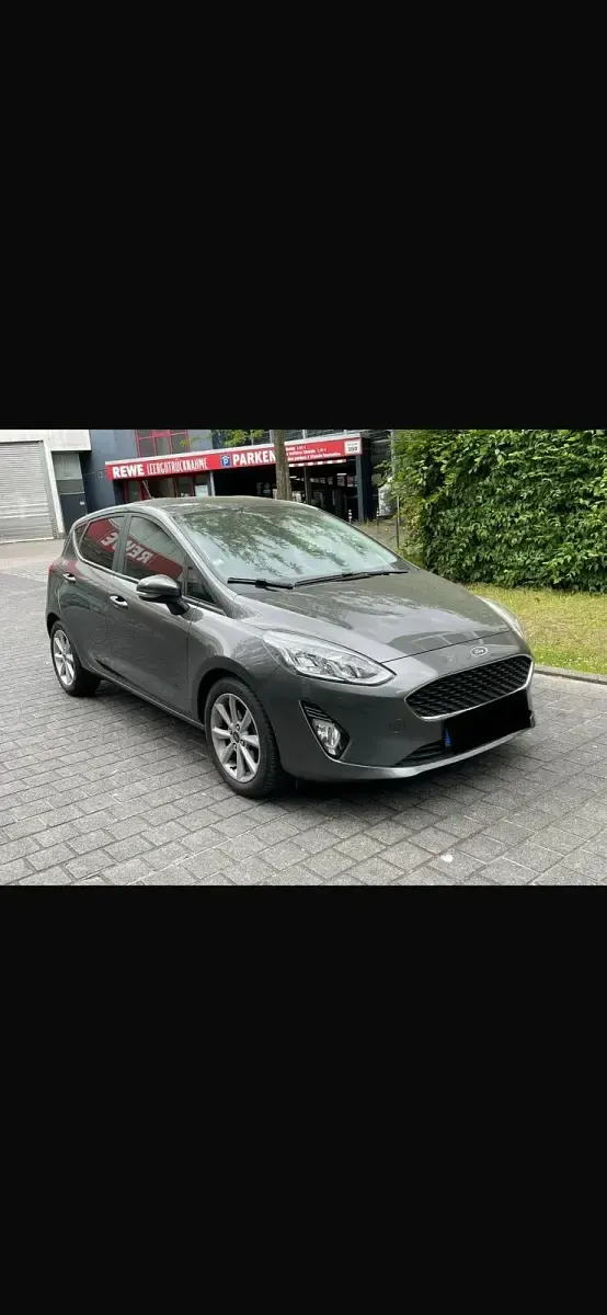 Gebraucht Ford Fiesta 101 PS (74 kW) 2020 Grau Kleinwagen