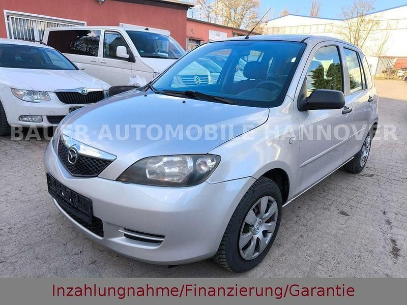 Gebraucht Mazda 2 Comfort 75 PS (55 kW) 2005 Silber Kleinwagen