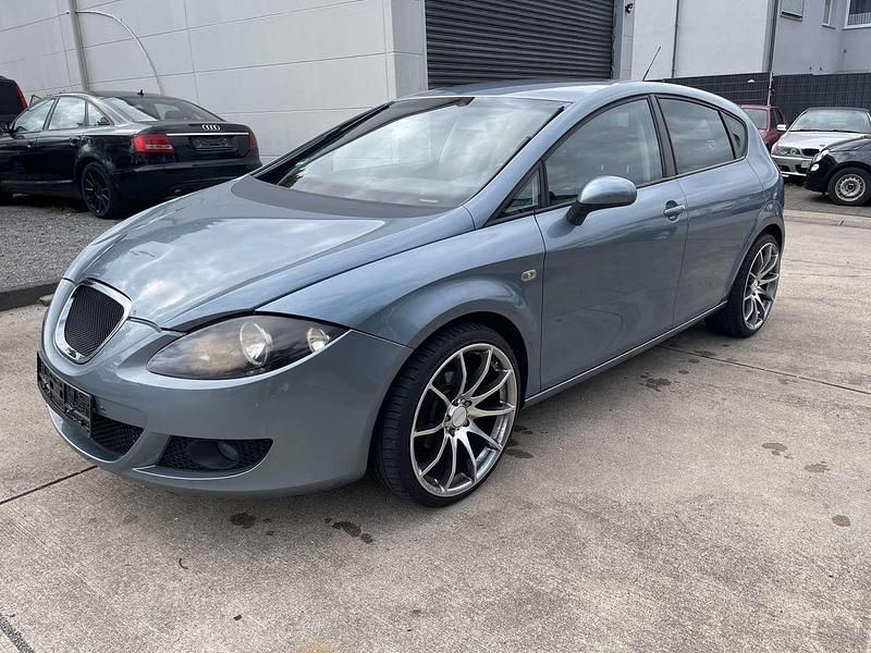 Gebraucht Seat Leon Stylance 102 PS (75 kW) 2008 Blau Kleinwagen