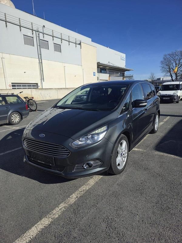 Gebraucht Ford S-MAX S 150 PS (110 kW) 2016 Grün Van / Kleinbus
