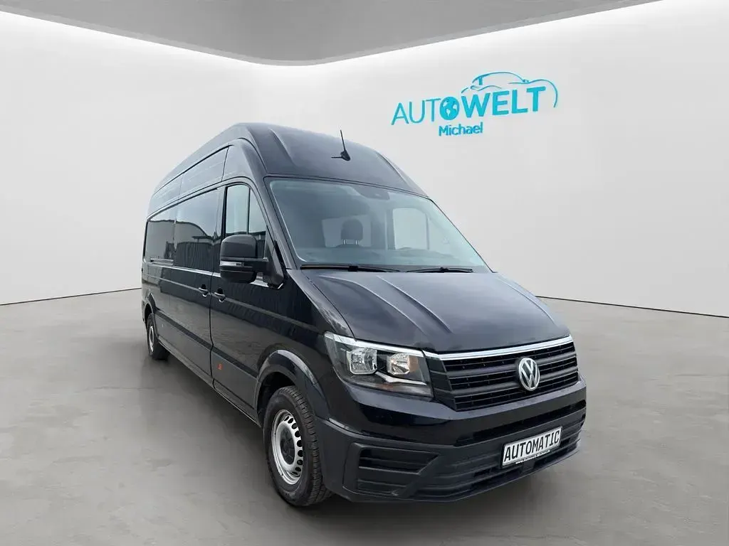 Gebraucht VW Crafter 177 PS (130 kW) 2019 Deep black Van