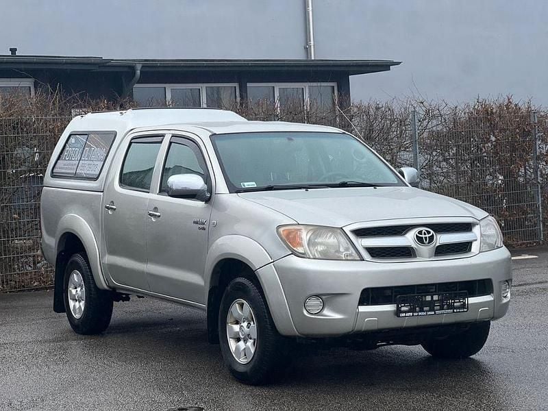 Gebraucht Toyota HiLux 102 PS (75 kW) 2007 Gold Abholung
