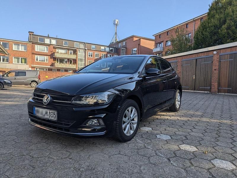 Schwarz Gebraucht 2018 VW Polo Highline Kleinwagen | 11.800 € (Fairer Preis) - Bild 1/4