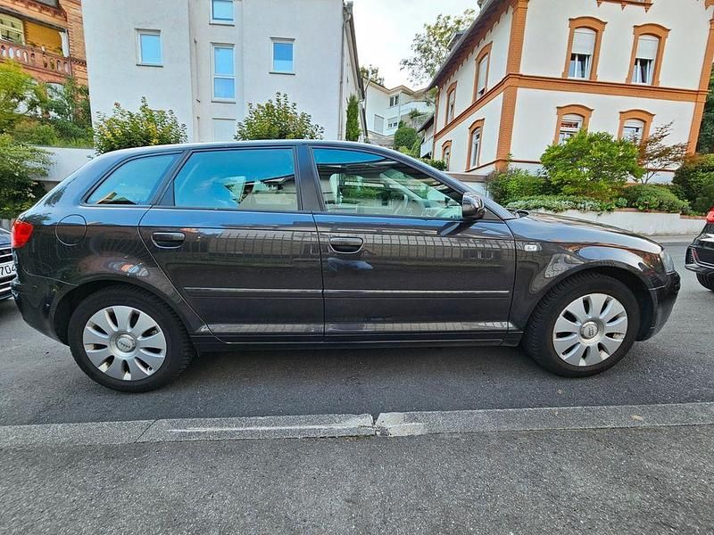 Używany Audi A3 Ambiente 116 KM (85 kW) 2005 Czarny Hatchback