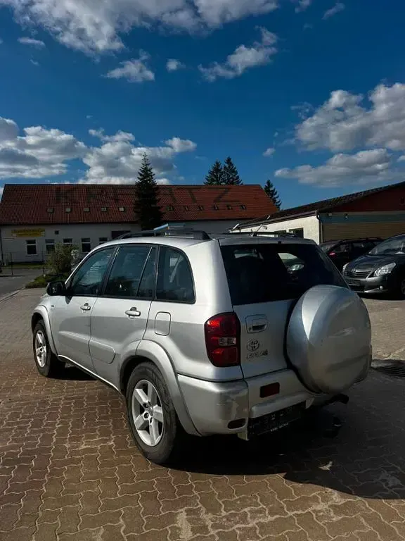 Gebraucht Toyota RAV4 Sol 150 PS (110 kW) 2005 Silber SUV