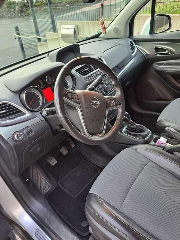 Gebraucht Opel Mokka Innovation 140 PS (102 kW) 2013 Silber SUV