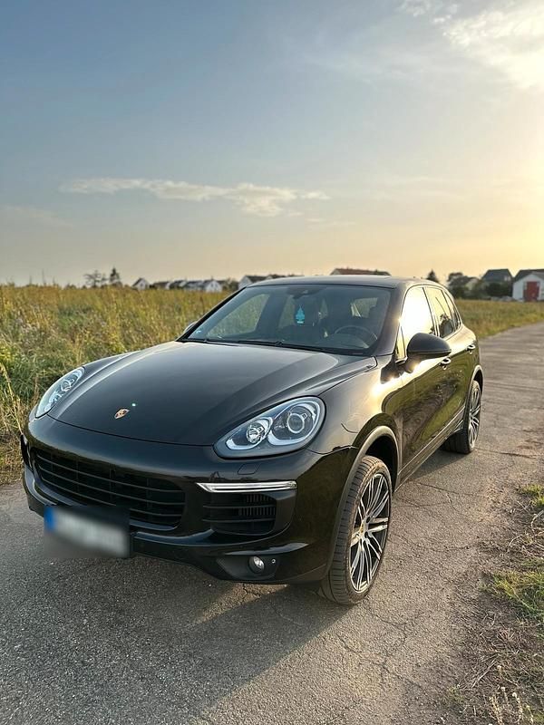 Schwarz Gebraucht 2014 Porsche Cayenne S SUV | 26.500 € (Fairer Preis) - Bild 1/4