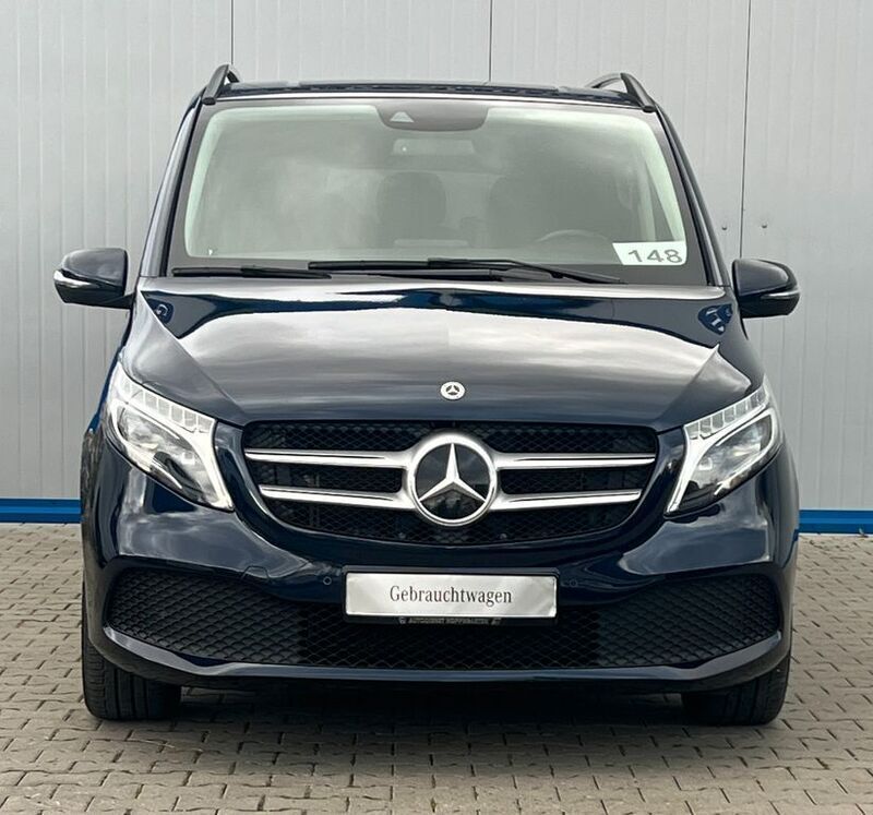 Gebraucht Mercedes V300 239 PS (175 kW) 2019 Blau Van / Kleinbus