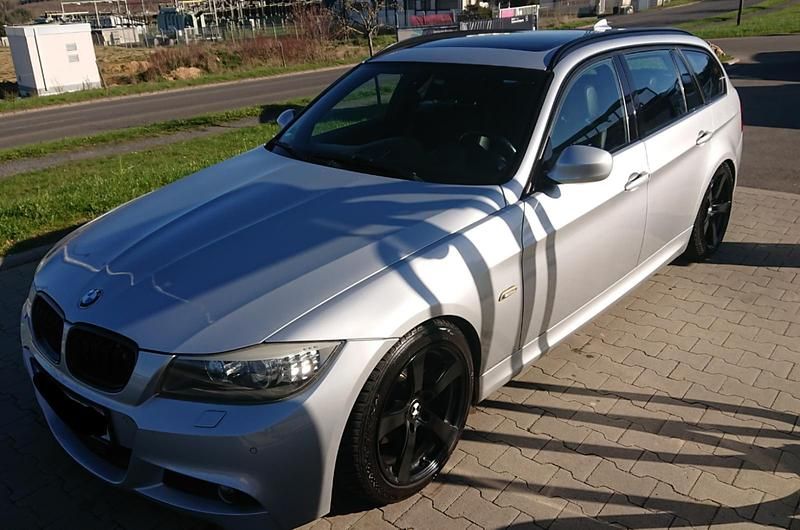 Używany BMW 325 Performance 218 KM (160 kW) 2011 Srebrny Kombi