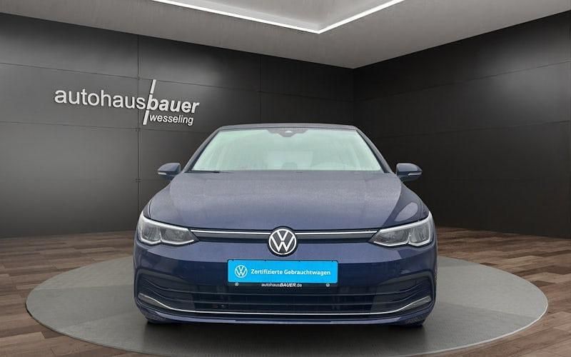 Gebraucht VW Golf VIII Move 116 PS (85 kW) 2024 Atlantik blue Limousine