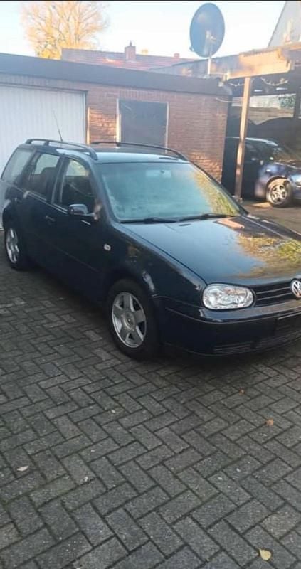 Gebraucht VW Golf IV 116 PS (85 kW) 2001 Blau Kombi
