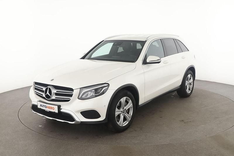 Weiß Gebraucht 2017 Mercedes GLC220 Exclusive SUV | 25.590 € (Superpreis) - Bild 1/3