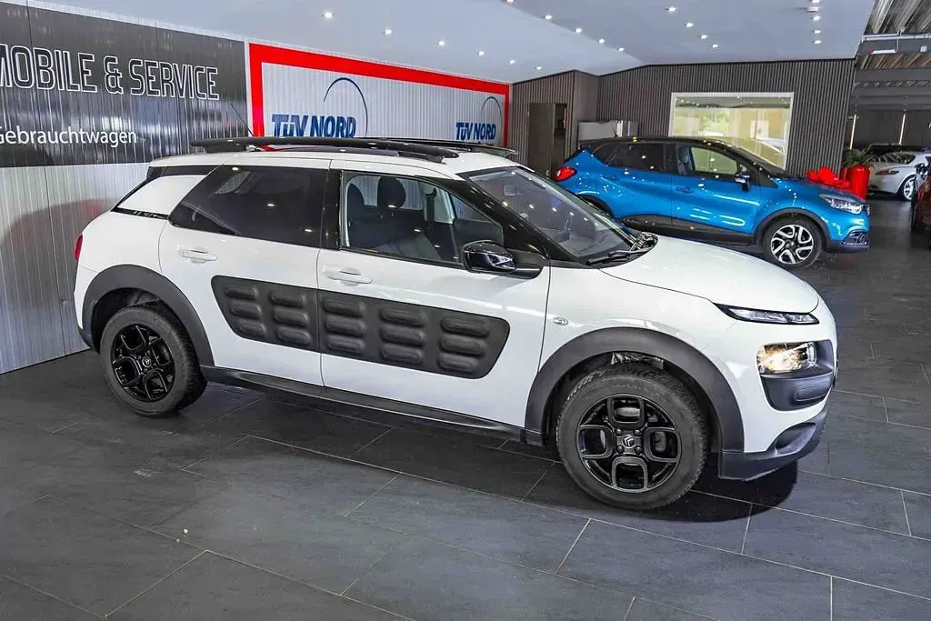 Gebraucht Citroën C4 Shine 82 PS (60 kW) 2016 Weiß SUV