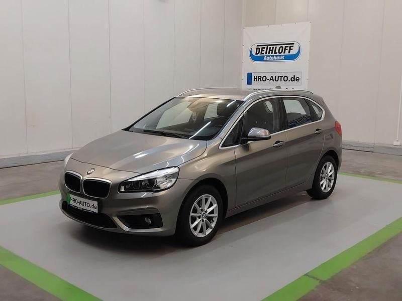 Gebraucht BMW 218 Active Tourer Advantage 136 PS (100 kW) 2017 Silber Van / Kleinbus
