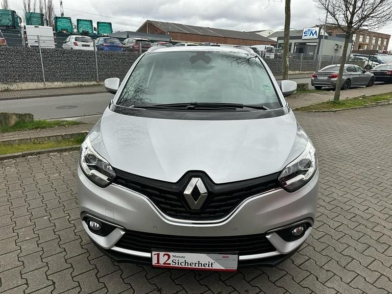 Gebraucht Renault Grand Scénic IV Business 120 PS (88 kW) 2020 Silber Van / Kleinbus