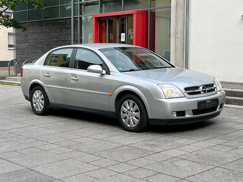 Silber Gebraucht 2003 Opel Vectra Limousine | 999 € (Superpreis) - Bild 1/4