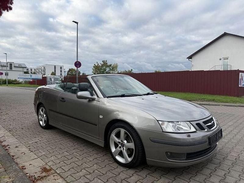 Second-hand Saab 9-3 Vector 175 CP (128 kW) 2004 Argintiu Cabrio