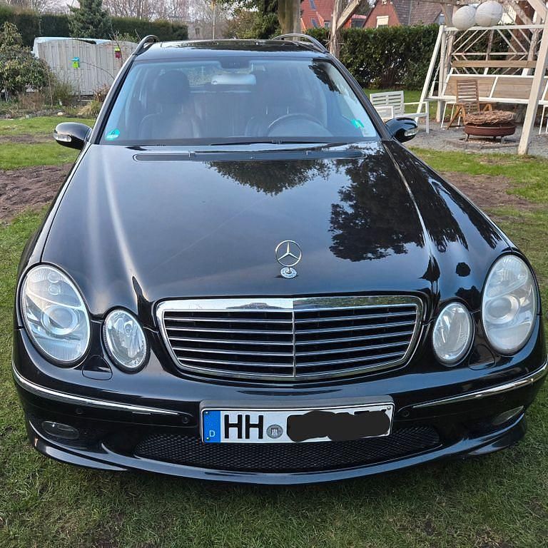 Gebraucht Mercedes E320 Avantgarde 224 PS (164 kW) 2006 Schwarz Limousine