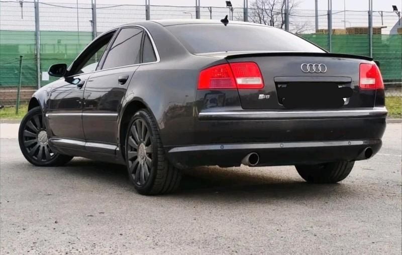 Second-hand Audi A8 275 CP (202 kW) 2003 Berlinǎ