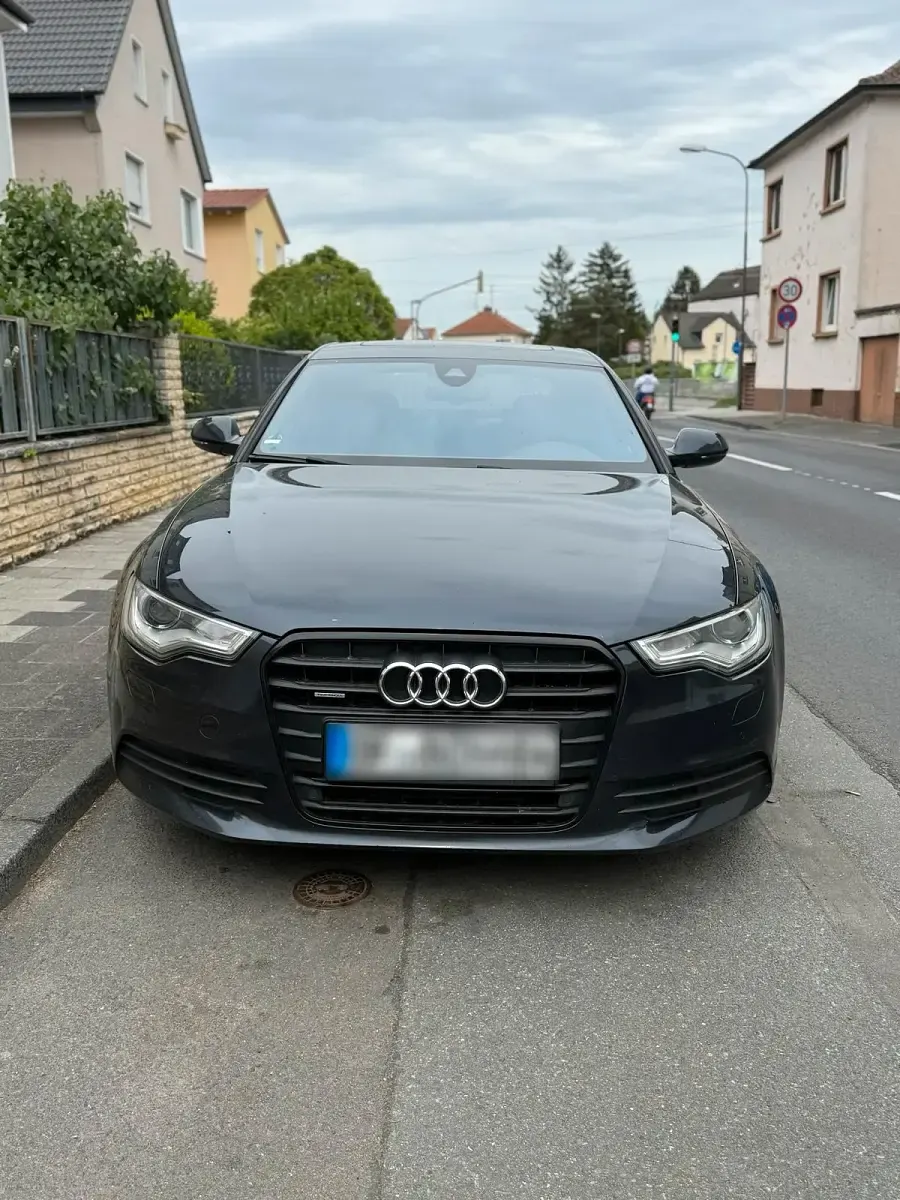 Gebraucht Audi A6 245 PS (180 kW) 2014 Blau Limousine