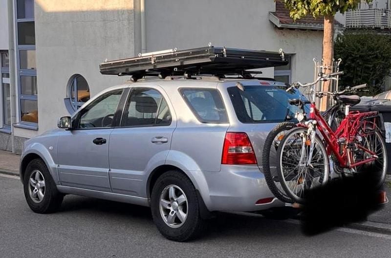 Silber Gebraucht 2007 Kia Sorento LX SUV | 8.900 € - Bild 1/3