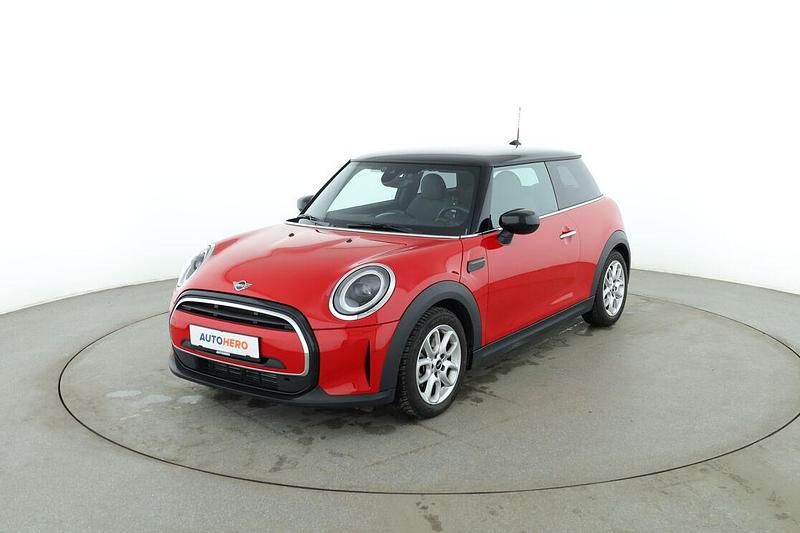 Gebraucht Mini Cooper Classic 136 PS (100 kW) 2023 Rot Kleinwagen