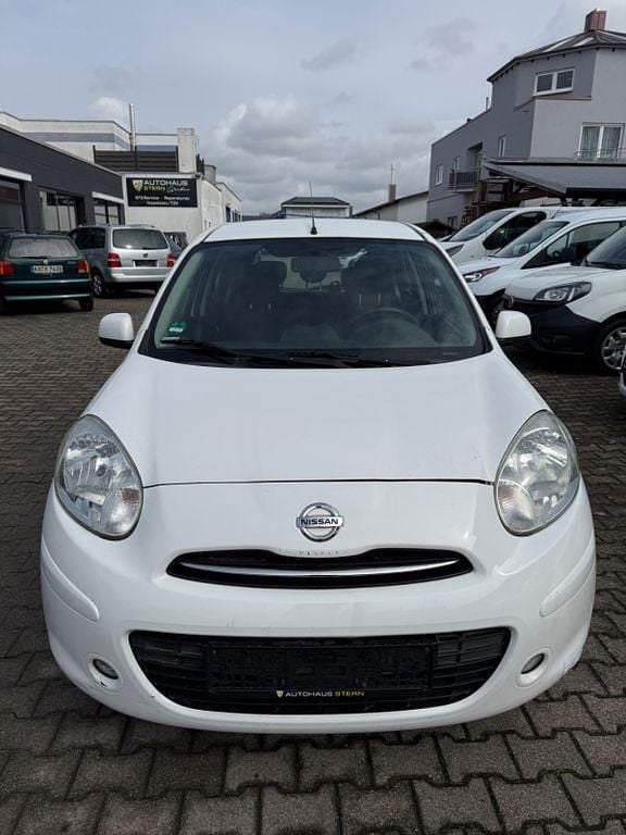 Gebraucht Nissan Micra Acenta 80 PS (58 kW) 2012 Weiß Kleinwagen