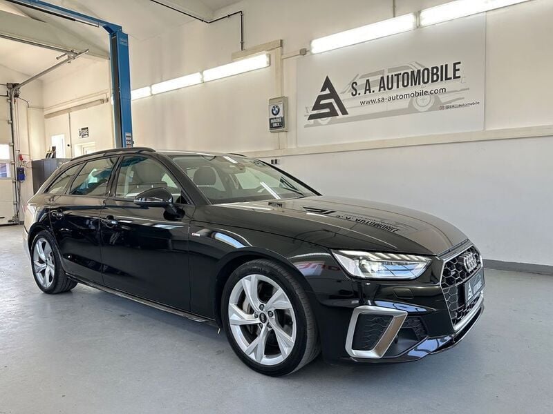 Schwarz Gebraucht 2023 Audi A4 S-Line Kombi | 34.999 € (Guter Preis) - Bild 1/4