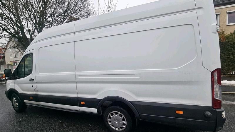 Gebraucht Ford Transit 131 PS (96 kW) 2017 Weiß Van