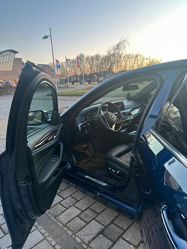 Gebraucht BMW 530e Luxury Line 252 PS (185 kW) 2017 Limousine