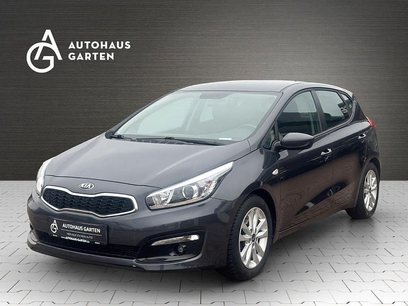 Gebraucht Kia Ceed Edition 7 99 PS (72 kW) 2017 Grau Kleinwagen