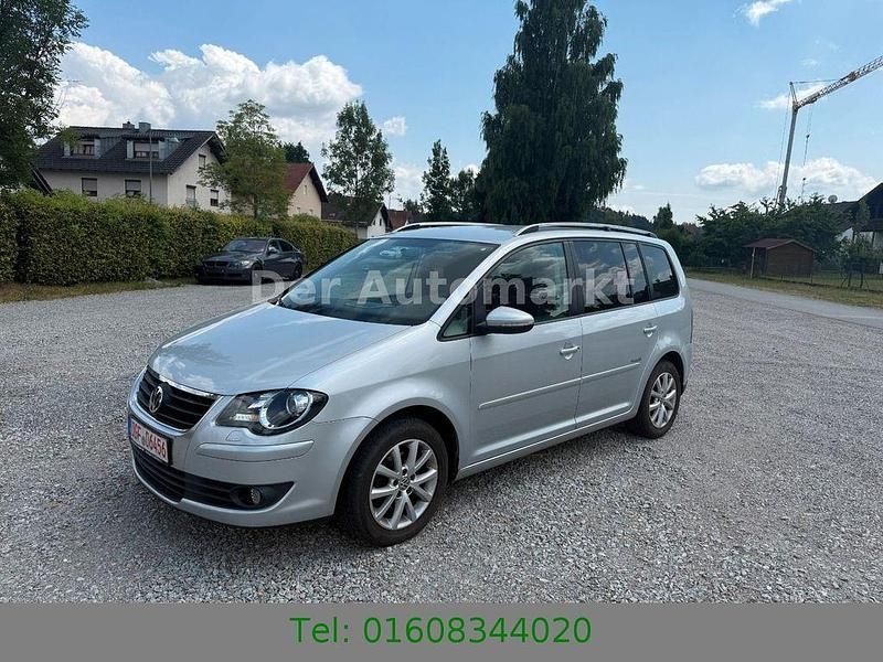 Silber Gebraucht 2010 VW Touran Freestyle Van / Kleinbus | 3.999 € (Superpreis) - Bild 1/4
