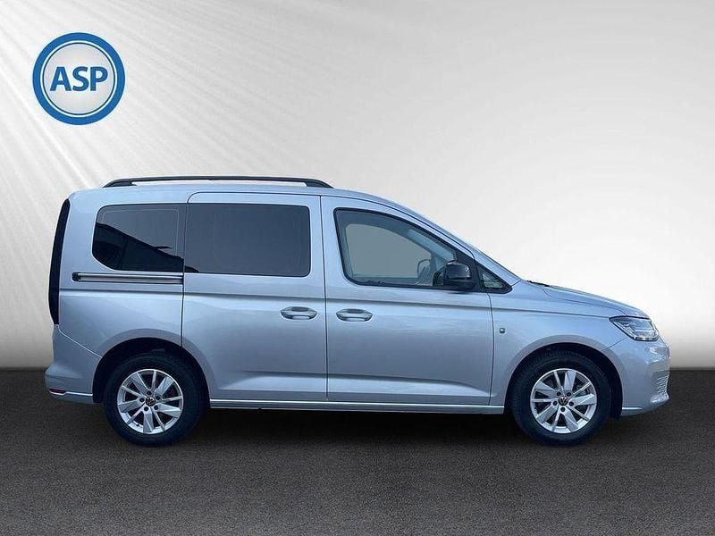 Gebraucht VW Caddy California 114 PS (83 kW) 2023 Silber Van / Kleinbus