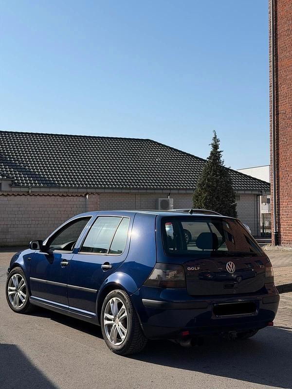 Gebraucht VW Golf IV 145 PS (106 kW) 2002 Beige Kleinwagen