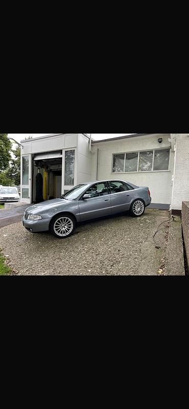 Gebraucht Audi A4 125 PS (91 kW) 1999 Grau Limousine