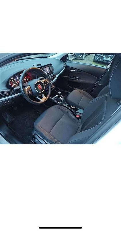 Gebraucht Fiat Tipo Lounge 120 PS (88 kW) 2017 Weiß Kombi