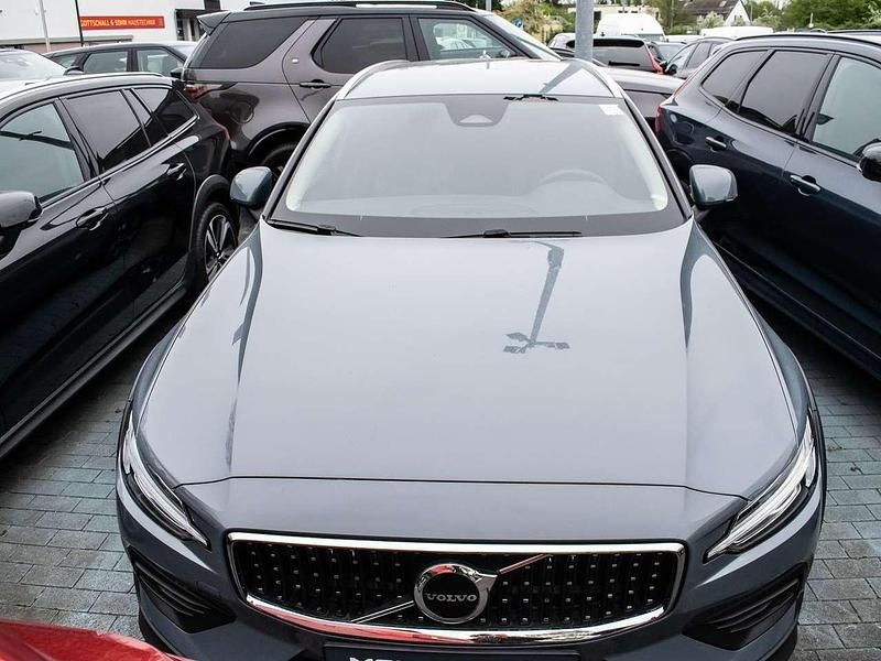 Occasion Volvo V60 CC Plus 197 ch (144 kW) 2023 Gris Break