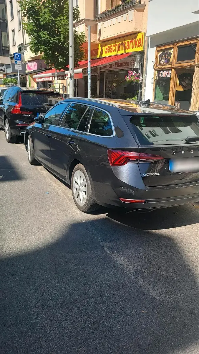 Gebraucht Skoda Octavia 130 PS (95 kW) 2021 Schwarz Kombi