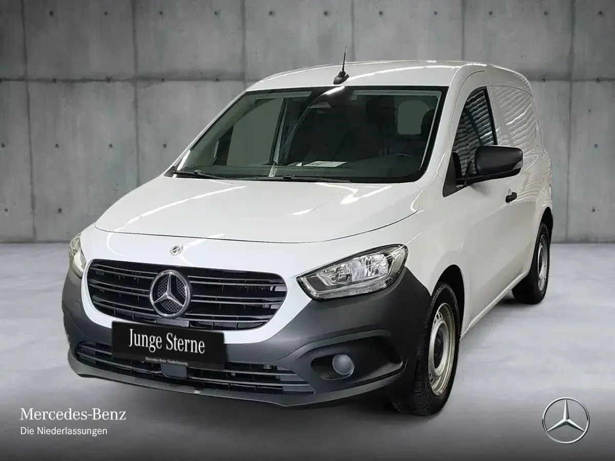 Gebraucht Mercedes Citan 110 95 PS (69 kW) 2022 Weiß Van / Kleinbus