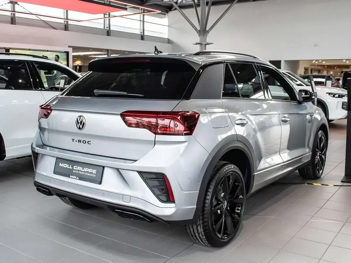 Gebraucht VW T-Roc R-line 150 PS (110 kW) 2026 Pyritsilber metallic SUV