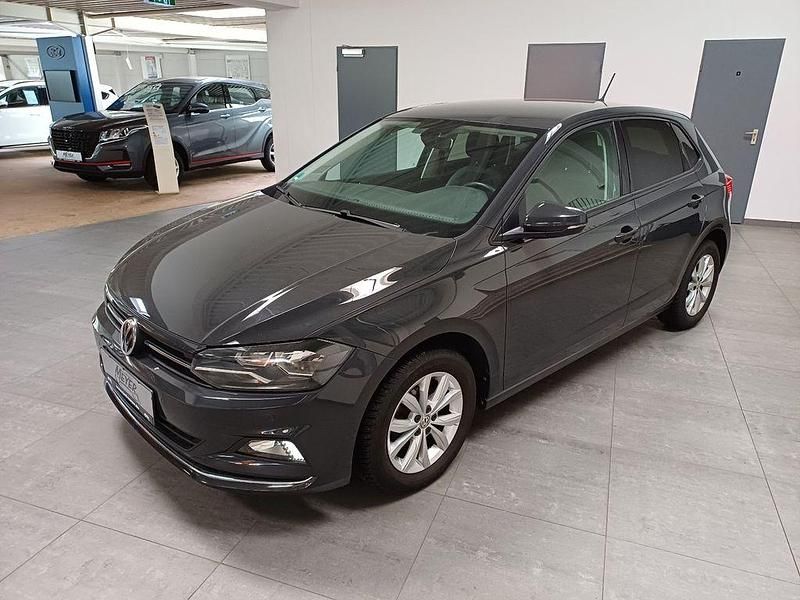 Grau Gebraucht 2018 VW Polo Highline Limousine | 11.950 € (Fairer Preis) - Bild 1/4