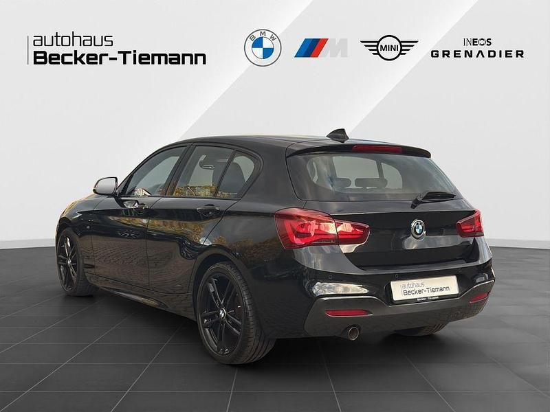Gebraucht BMW 118 M Sport 136 PS (100 kW) 2018 Saphirschwarz Kleinwagen