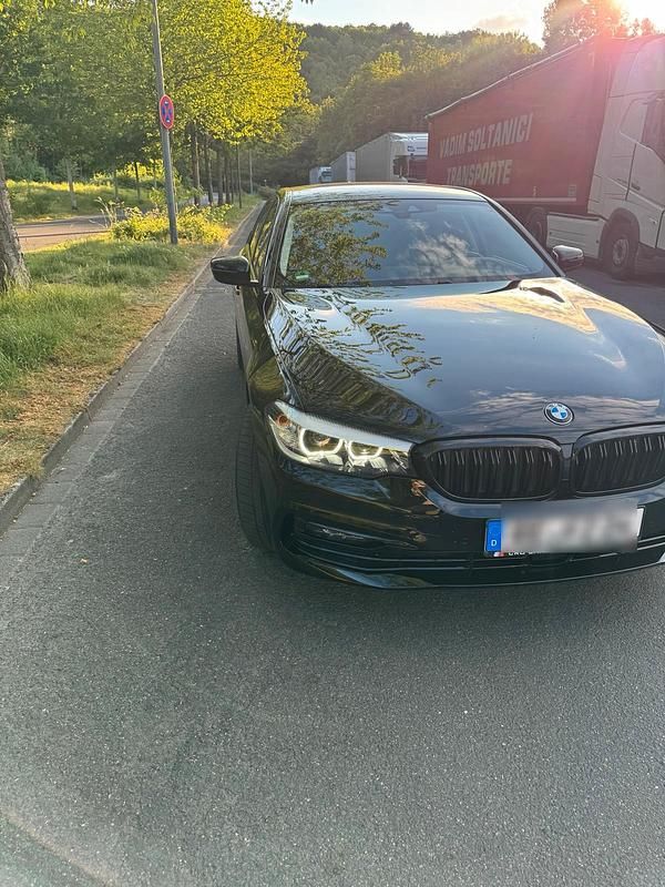 Gebraucht BMW 530e 252 PS (185 kW) 2020 Schwarz Limousine