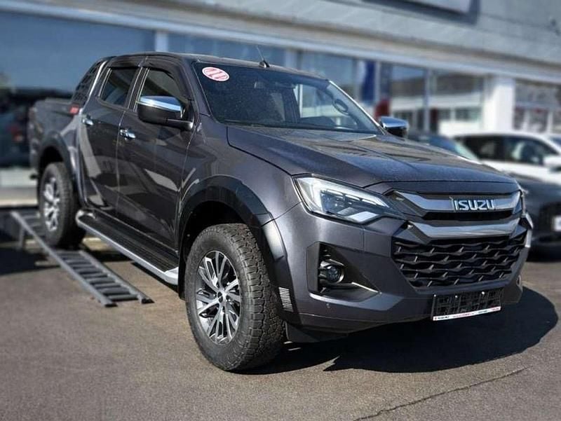 Neu Isuzu D-Max 163 PS (119 kW) 2025 Grau Pickup