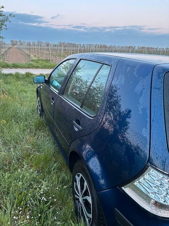 Gebraucht VW Golf IV Edition 75 PS (55 kW) 2001 Blau Limousine